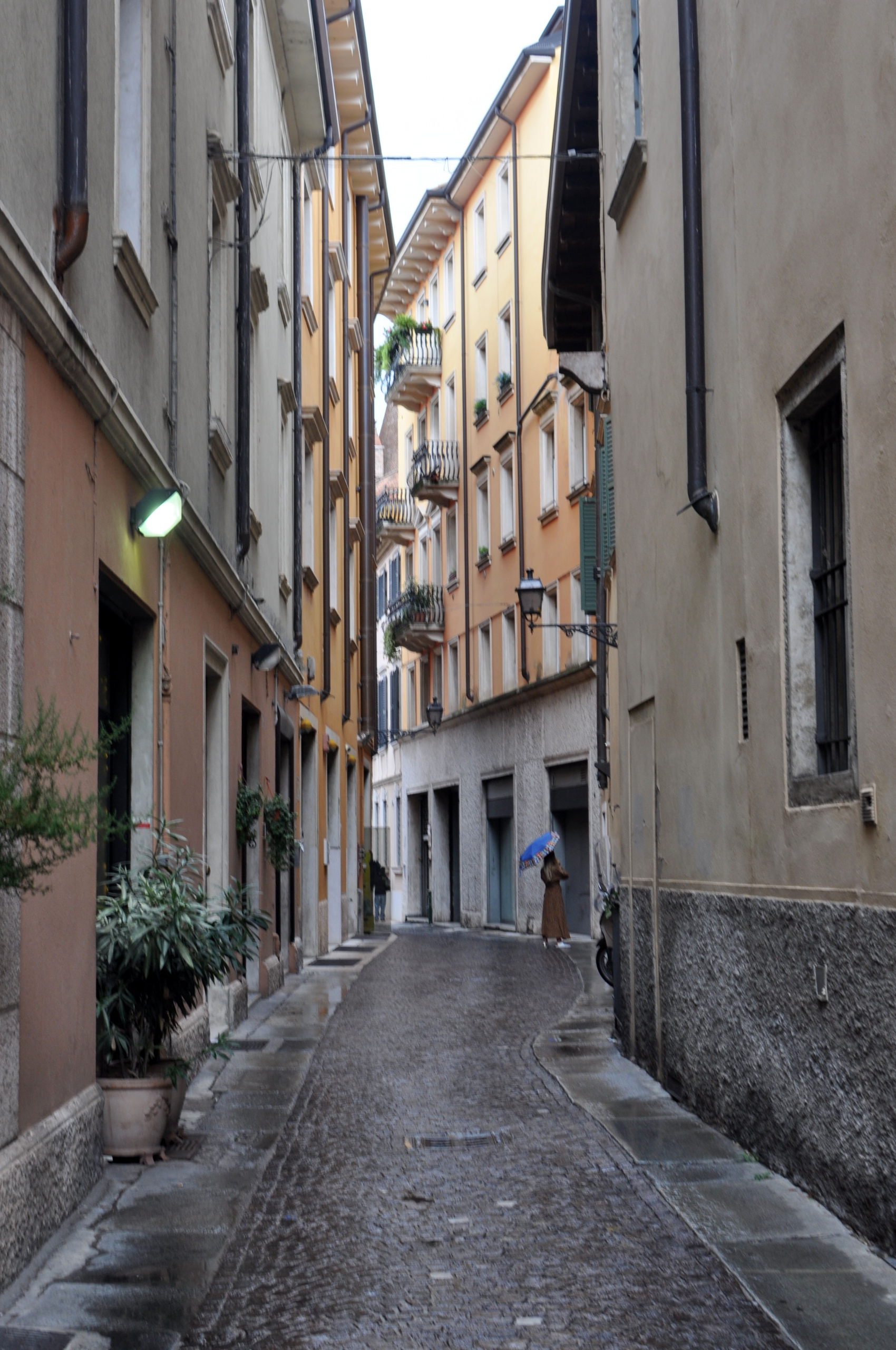 北イタリア ヴェローナの街並み 金子勉建築設計事務所