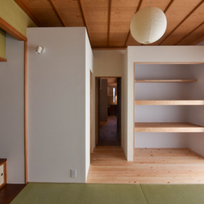 和室よりLDK方向を見る01